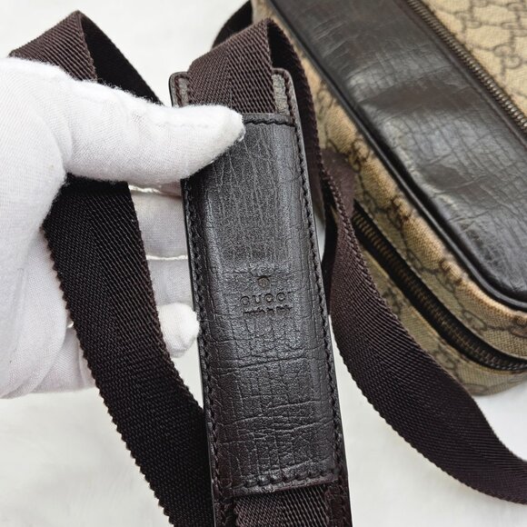 Gucci Supreme Leather Shoulder Bag - Picture 10 of 17